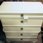 271 3184 CHEST OF DRAWERS